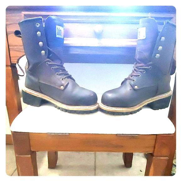 lace up logger boots